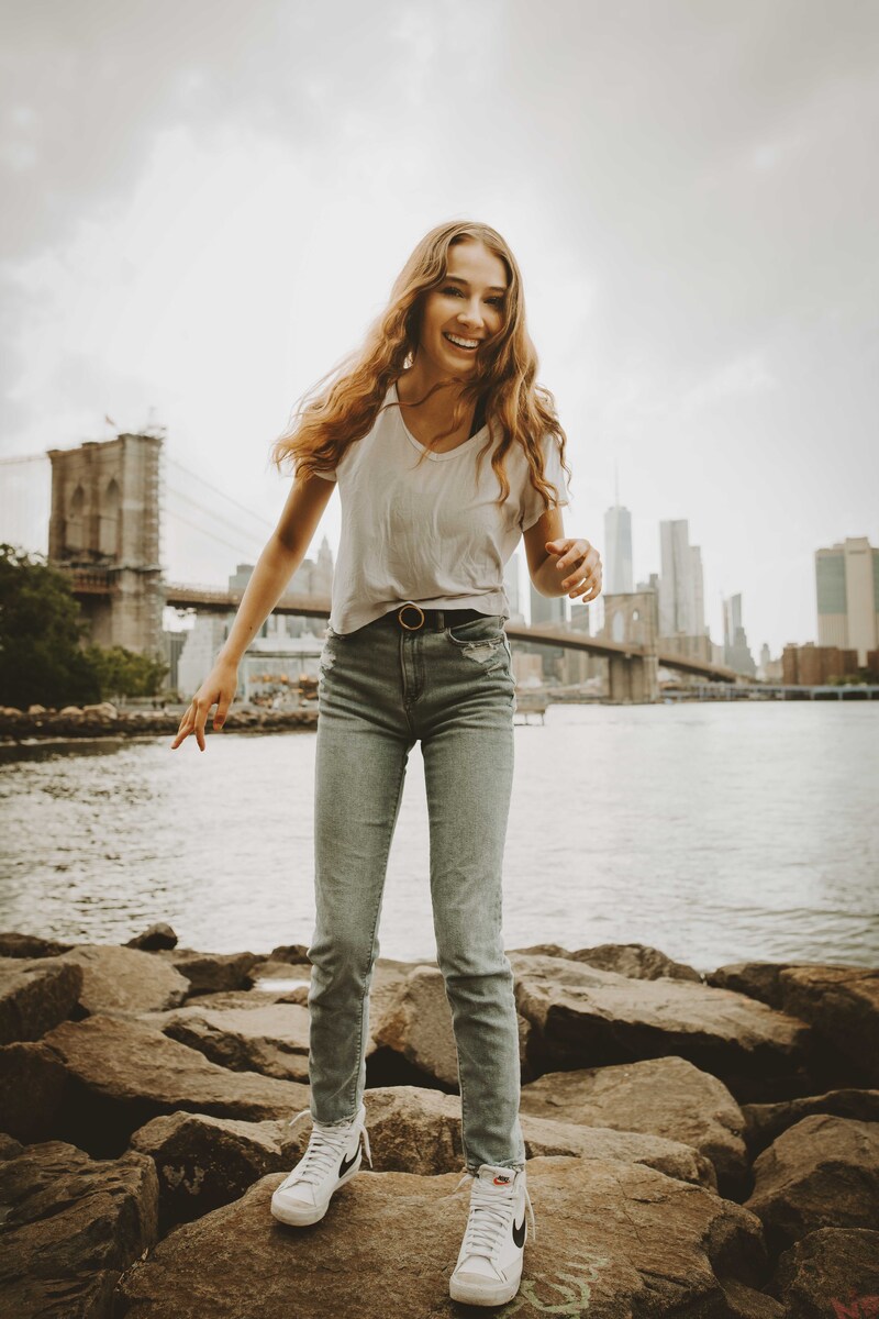 New York City Senior Portrait Photographer Alyson Edie